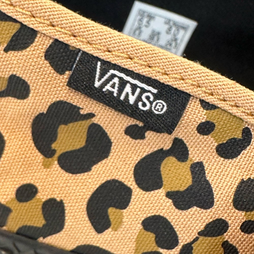 Vans Mary Jane Creeper Shoe in Leopard Brown. Sz: 8 - Picture 11 of 11